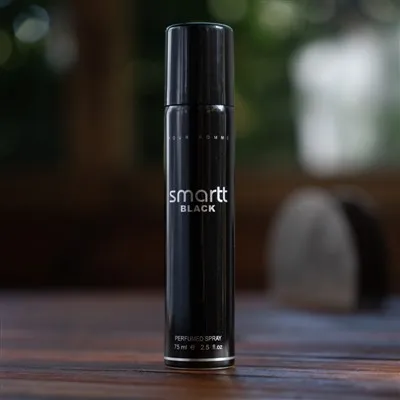 Odświeżacz powietrza o zapachu samochodu